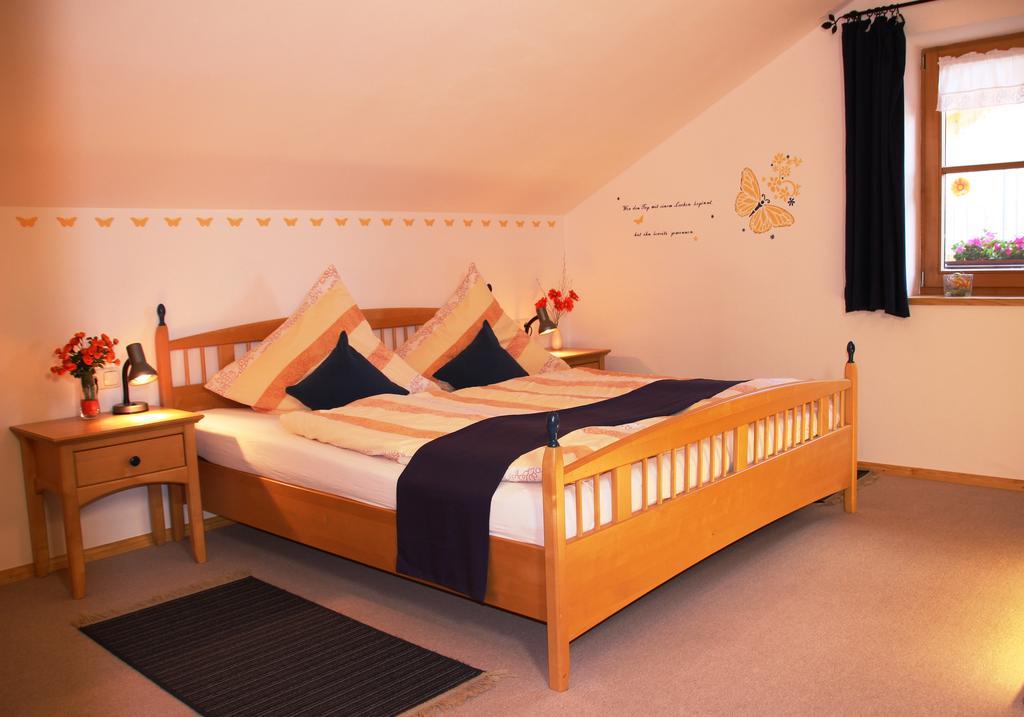 Ferienwohnung Erhard Schonberg  エクステリア 写真